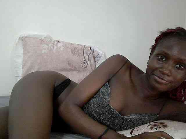 cutemona webcam