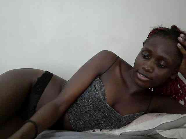 Modelo: cutemona