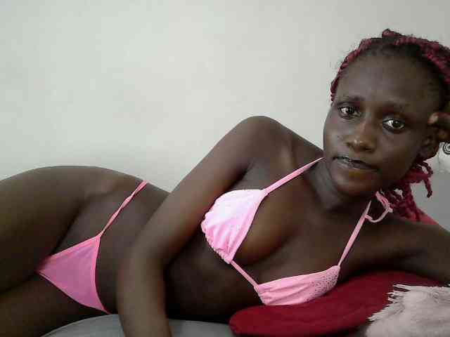 cutemona webcam
