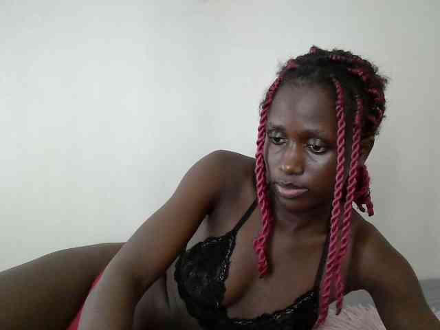 Modelo: cutemona