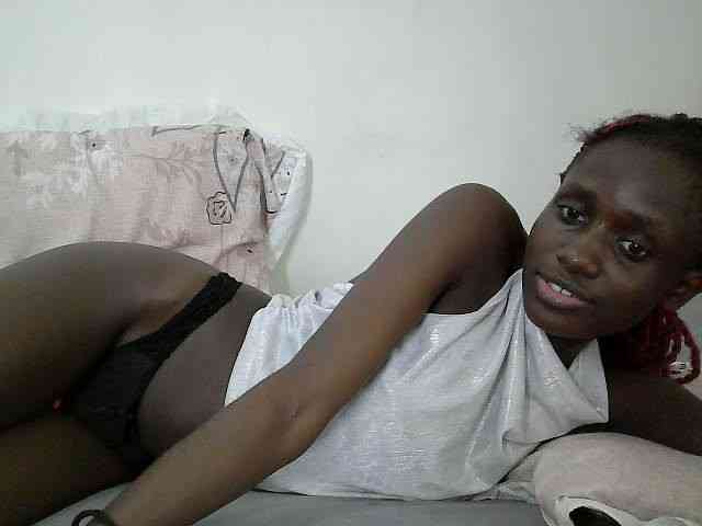 Modelo: cutemona