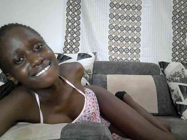 cutemona webcam