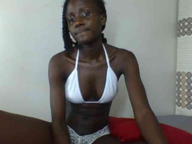 Modelo: cutemona