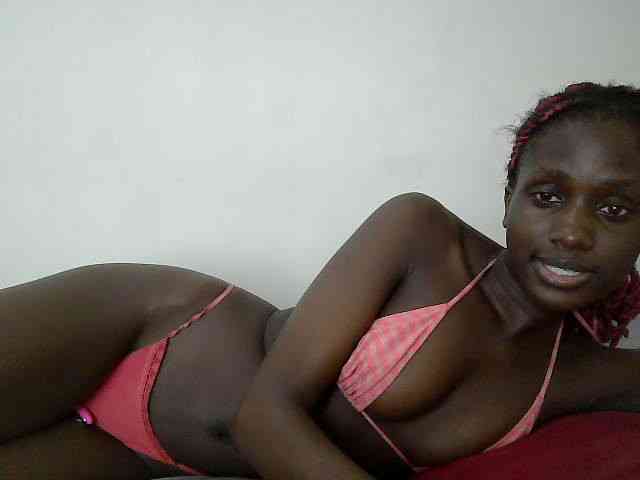 Modelo: cutemona
