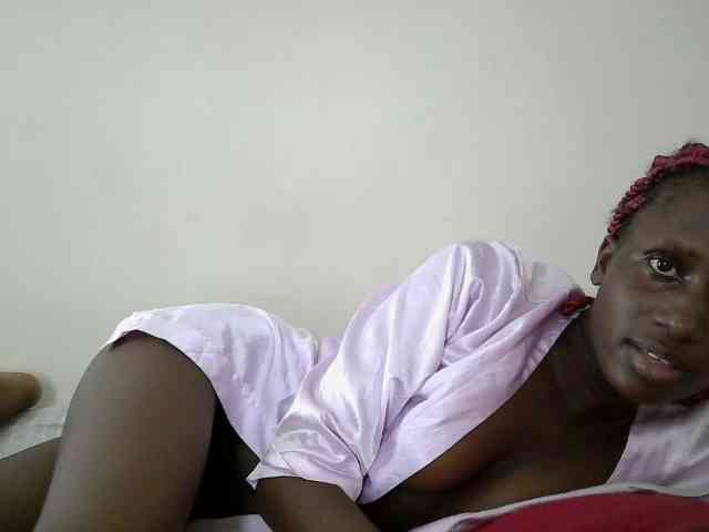 Modelo: cutemona
