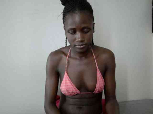 Modelo: cutemona