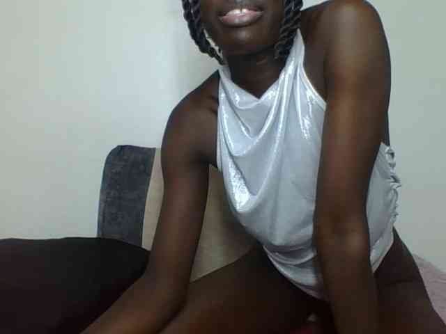 cutemona webcam