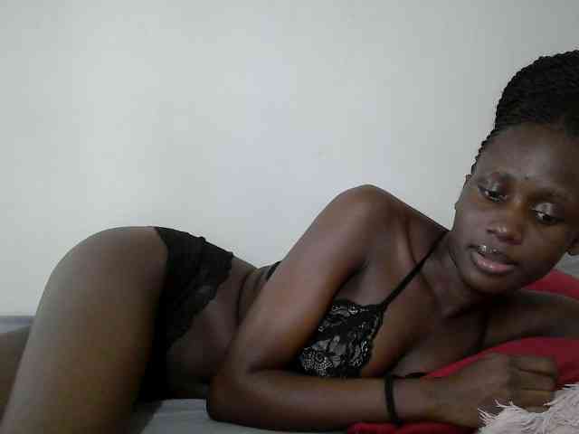 Modelo: cutemona
