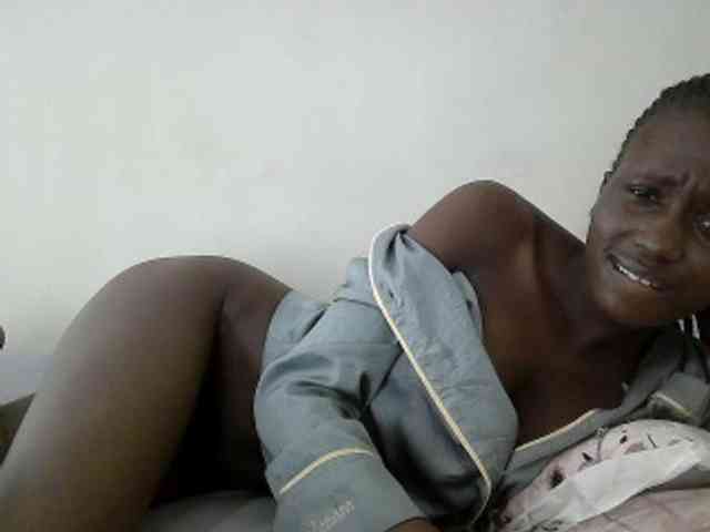 Modelo: cutemona
