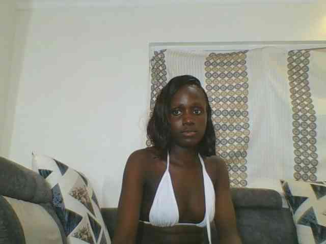 cutemona webcam