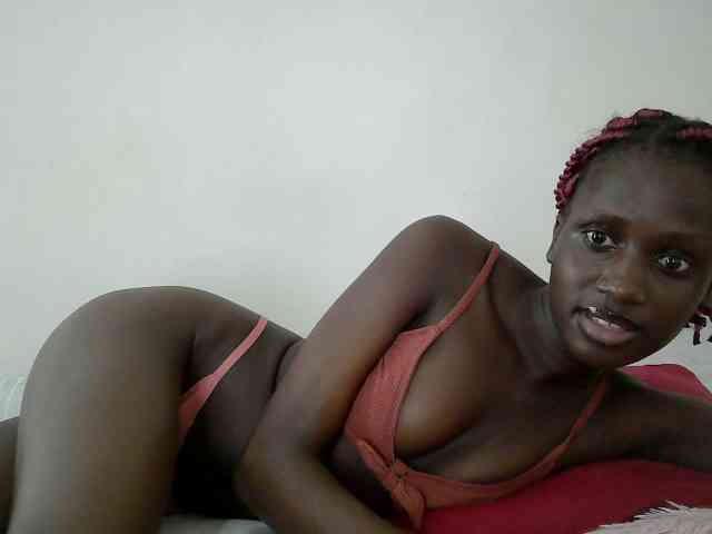 Modelo: cutemona
