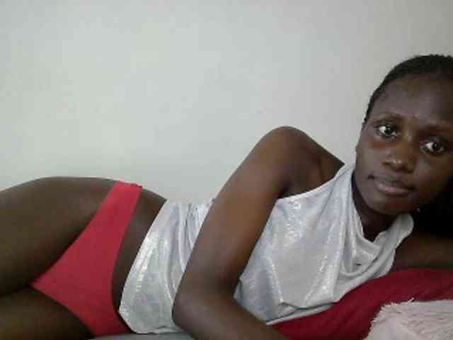 Modelo: cutemona
