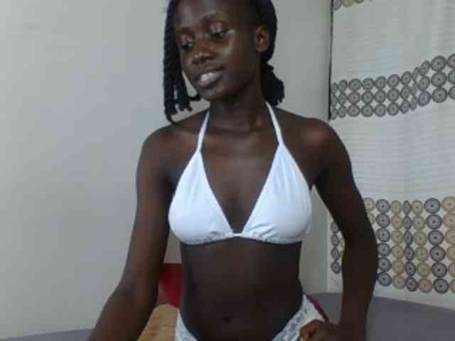 Modelo: cutemona