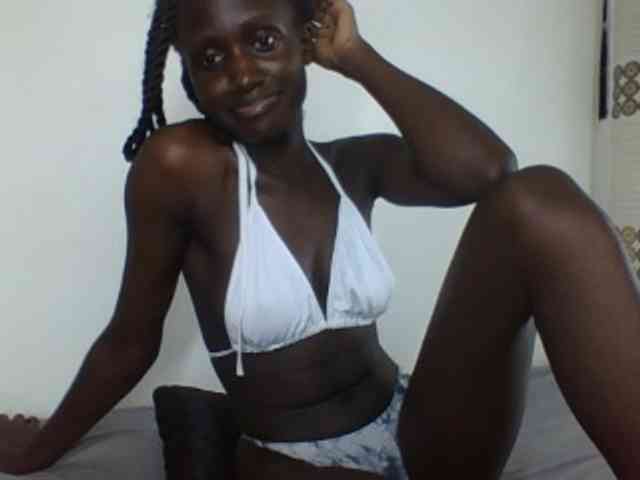 Modelo: cutemona