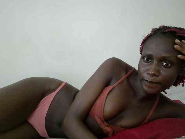 cutemona webcam
