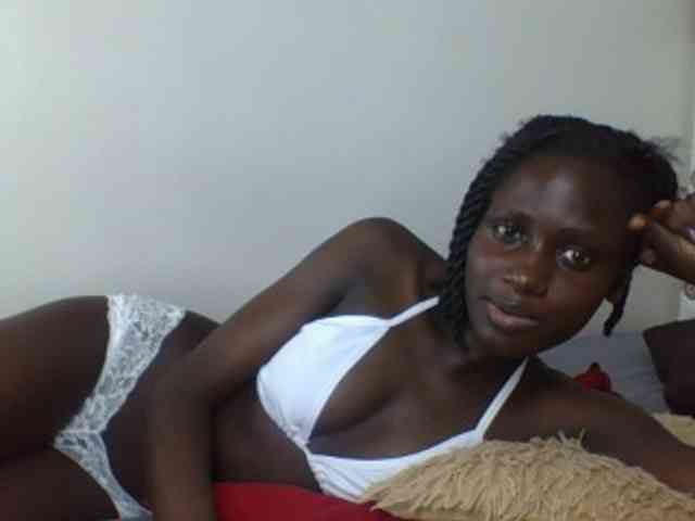 Modelo: cutemona