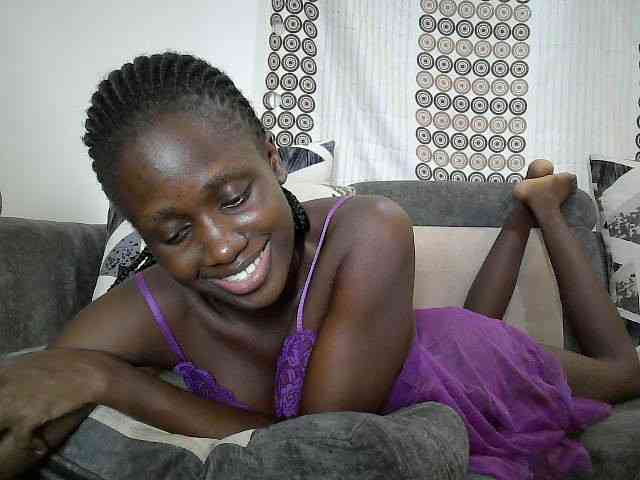 Modelo: cutemona