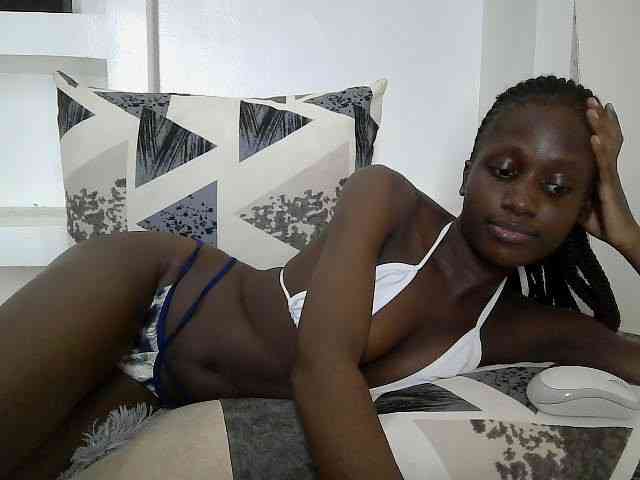cutemona webcam