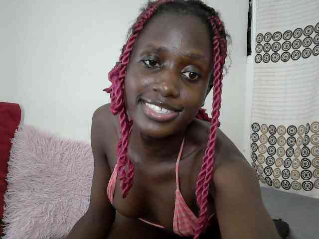 Modelo: cutemona
