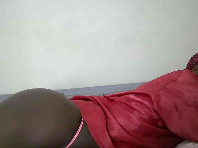 Modelo: cutemona