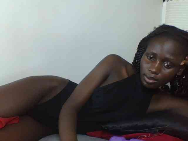 cutemona webcam