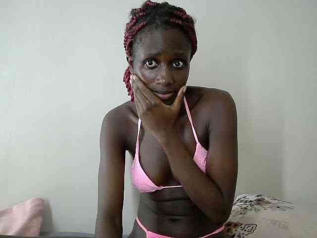 Modelo: cutemona