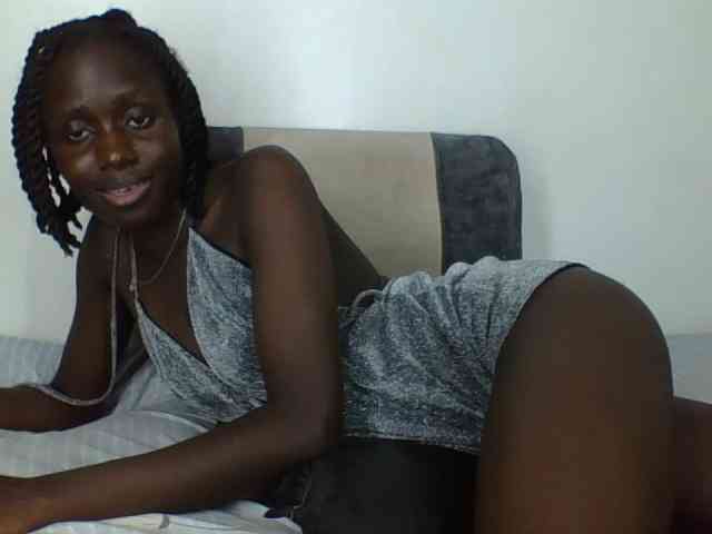 Modelo: cutemona