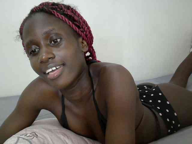 Modelo: cutemona
