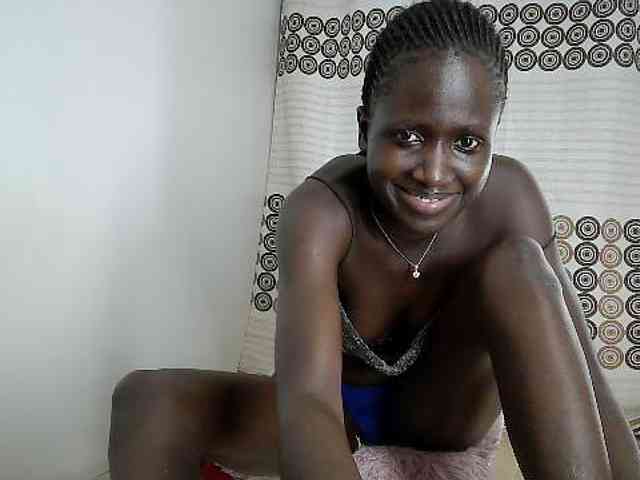 Modelo: cutemona