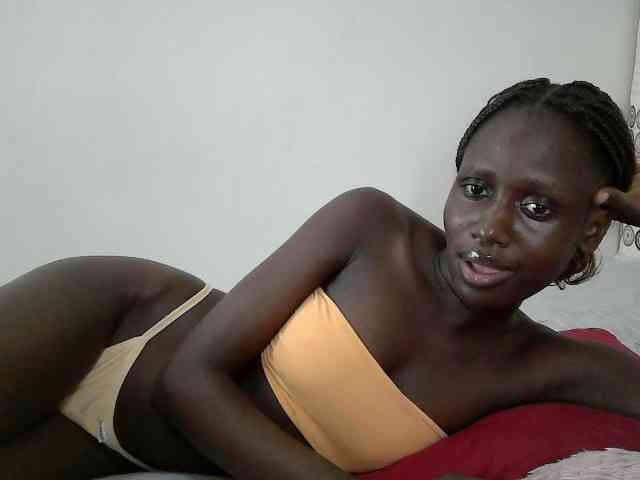 Modelo: cutemona