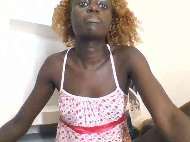 Modelo: cutemona