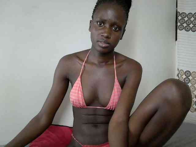 Modelo: cutemona
