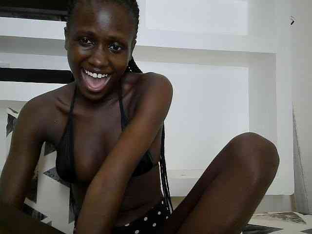 Modelo: cutemona