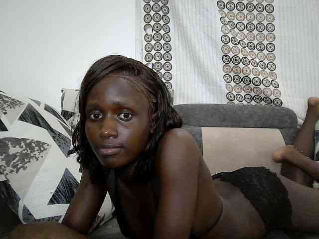 Modelo: cutemona