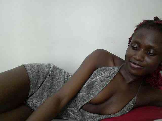 Modelo: cutemona