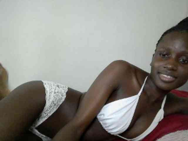 Modelo: cutemona
