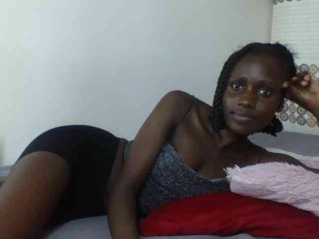 cutemona webcam