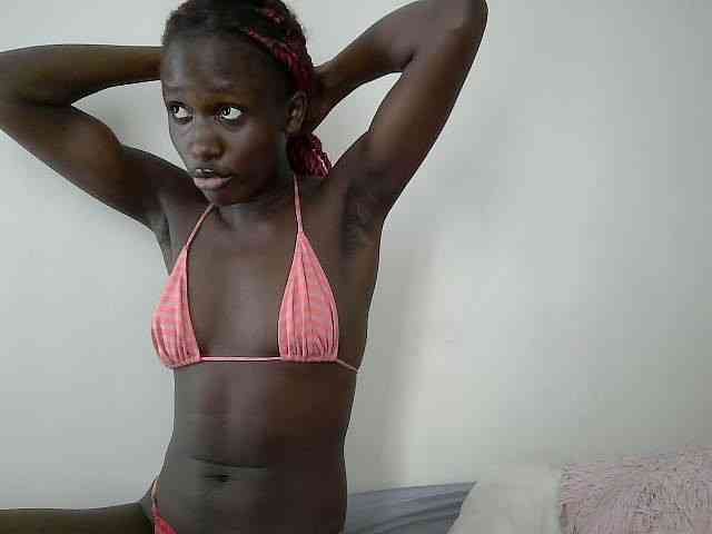 Modelo: cutemona