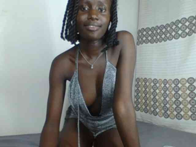 Modelo: cutemona