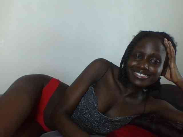 cutemona webcam