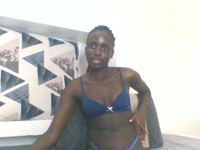 Modelo: cutemona