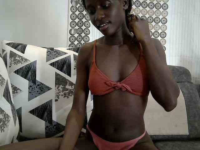 Modelo: cutemona