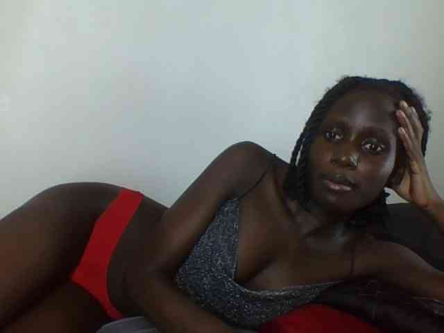 Modelo: cutemona
