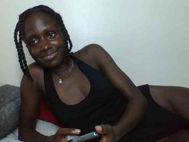 cutemona webcam