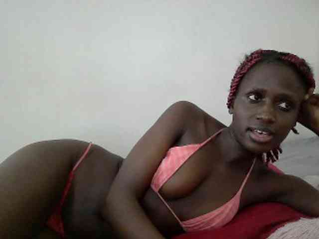 Modelo: cutemona
