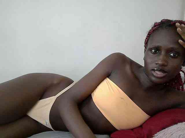 Modelo: cutemona