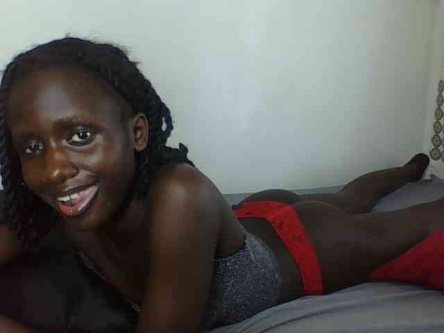 Modelo: cutemona