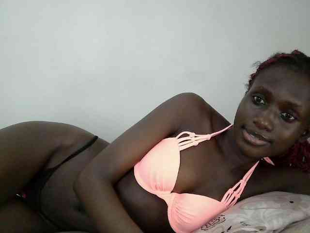 Modelo: cutemona