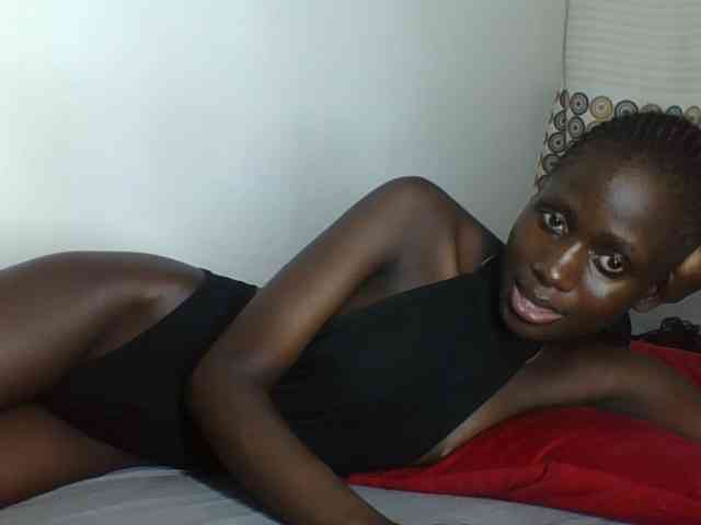 Modelo: cutemona