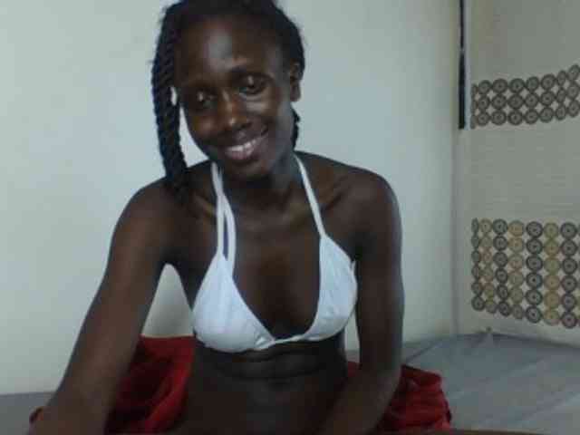 cutemona webcam
